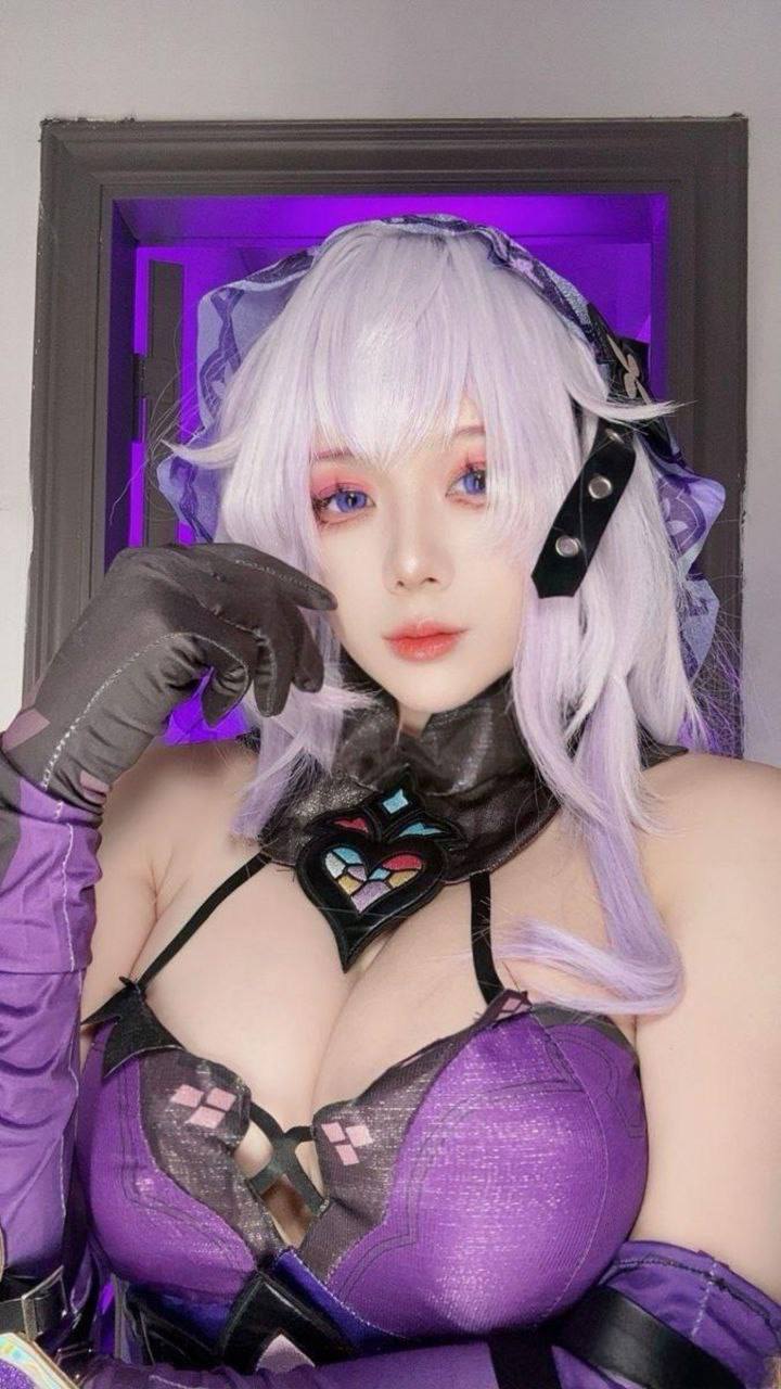 绿色精品视频下载,メイリン モデルコレクション メ,观看免费无删减完整版